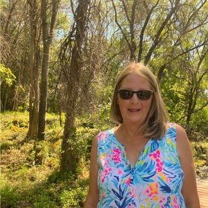 Meet your Posher, Diane